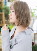 外国人風ホワイティアッシュ小顔ボブ大人巻きc5大宮10代20代30代
