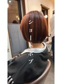 ショートボブ