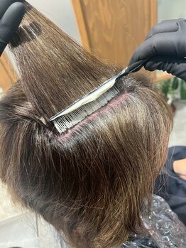 ハッシュバイリノア 喜連瓜破店(HASH by LINOAH)の写真/白髪染めで翌日、ニオイやかゆみを感じたことはありませんか？白髪を活かす技術で、脱白髪染め◎