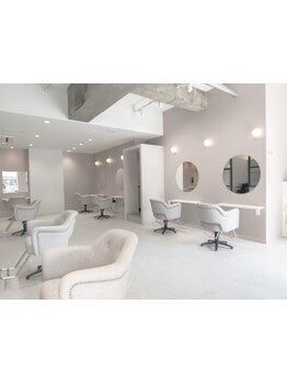 NEWOPEN★凄腕カット×ダブルカラーで小顔魅せも大人可愛いも叶える。【個室/春日井/髪質改善/縮毛矯正】