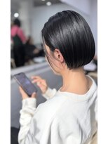 プラグ(Plug)&nbsp;ミニボブ内巻き暗髪似合わせカット30代40代50代頭皮クレンジング