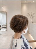 ショートボブ