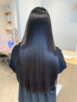 ルチア 八柱店(LUCIA by cuore)&nbsp;超ツヤツヤロング　美髪　艶髪　縮毛矯正　髪質改善