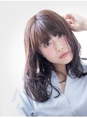 簡単スタイリング無造作厚めバングクラシカルカール重めスタイル