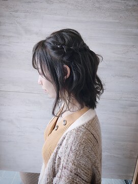 ヘアーサロン ディ アイ ジー ソル(Hair Salon D.I.G sol) 普段使いのハーフアップ