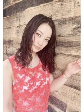 ビーワールド(B WORLD) ロングパーマスタイル【藤枝/髪質改善】