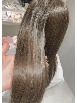 アイディール 心斎橋店(:ideal) 20代30代40代☆透明感カラー×髪質改善で圧倒的な艶髪♪