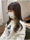 ◎20代30代イヤリングカラーベージュワンブリーチロングヘア