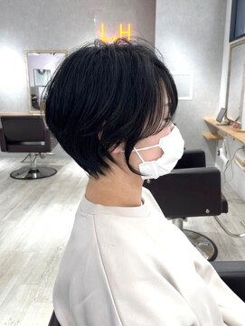 ラッキーヘア 加古川(Lucky Hair) 暗髪に似合う◎大人くびれショート【カドワキ】