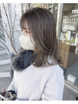 グロウミドル(GROW middle) ハイライトで透明感！セット簡単グレージュミディアム　天野利香