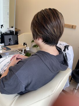 リム(LiM) ショートボブ