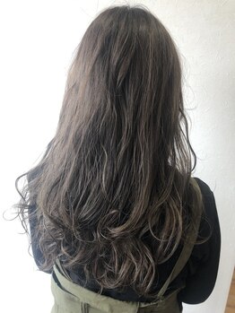 美容室ヒラトヤ 仙北店の写真/【女性の為の特化サロンだから間違いない技術力】年齢とともに変化する髪質にアプローチする髪質改善