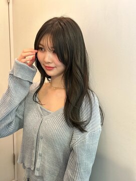 ルーム(Loom.) 顔周りレイヤーレイヤーカット透明感カラーブリーチなしカラー