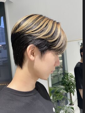 ノラ ウメダ(NORA UMEDA) アンブレラカラー×韓国マッシュ