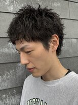 ヒュイル バイ ニアウ(Hwyl by Niau) メンズスパイキーショートスパイラルパーマニュアンスパーマ眉毛