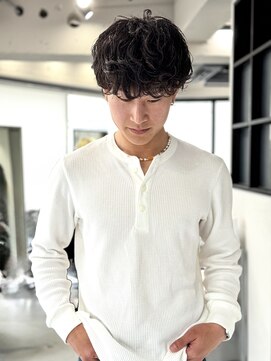 ソルバイジゼル(sol by gisele) 【垢抜けたい20代男子必見】作り過ぎない癖毛風シャドウパーマ