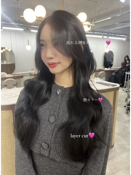 ボタン ハカタ(VOTAN hakata) 【ろみおStyle】流れる顔まわり/レイヤー/ブルーブラック