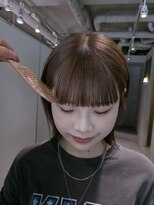 ムーム(Momb)&nbsp;ワンブリーチで作るブラウンベージュ