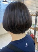 コロンとしたフォルムがかわいいグラデーションボブ