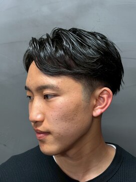 ノーエン(noen) スパイラルパーマ メンズカット メンズパーマ 韓国眉毛 眉カット