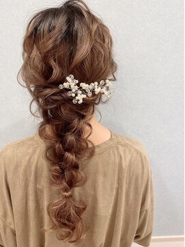 セットサロン フルール(Fleur) ゆるゆる四つ編みアレンジ