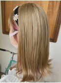 ピラミンゴフレームカラーがアクセント☆上品ブロンズゴールド♪