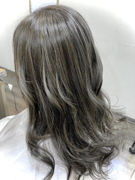 ラポール ミヨシ(rapport MIYOSHI) グレージュか