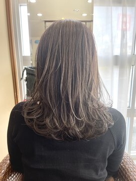 マークス(marks) 大人綺麗な透明感グレーカラー