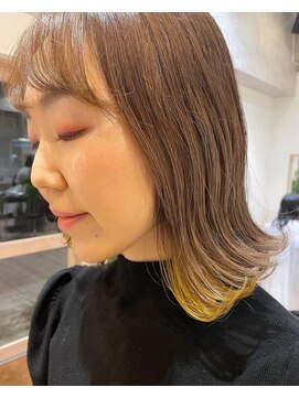 シームリー 千田町店(Seemly) 外ハネ×裾カラー×イエロー