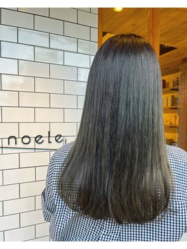 ノエル(noele) 大人気透明感オリーブカラー