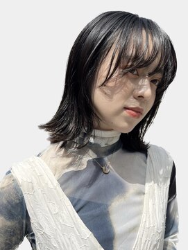 トリッカ 代官山(tricca) 【tricca代官山rin】レイヤーカット/暗髪/ブルーブラック