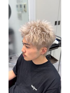 オーシャントーキョー 仙台(OCEAN TOKYO) スパイキーショートホワイト短髪