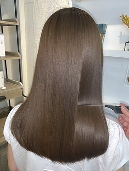 オロ(ORO)の写真/髪質・お悩みに合わせたあなただけのオーダーメイド縮毛矯正☆誰もが触れたくなる美しい髪へ