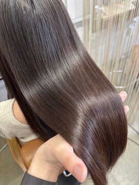 ライツ オオサカ(Litze osaka) 大人気◎ハリウッドトリートメント《ひえだかれん》