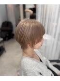 脱白髪染めダブルカラー/ハイトーン/ショートヘア/30代40代50代