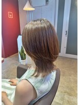 イロ(iro)&nbsp;夏のさウルフレイヤー/オリーブブラウン/くびれレイヤーカット