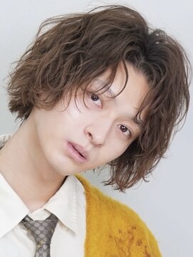 フィフス 天神大名(fifth) 天神大名今泉シャドウパーマメンズカットセンターパート30代眉毛