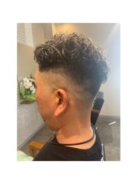 アルセ(arce) メンズパーマスタイル