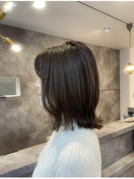 切りっぱなしボブ