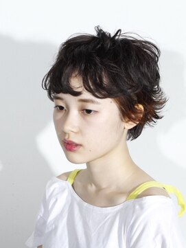 フェンヘアーアイス 中目黒(Fen.hair ici) ショートヘア　　ダークトーン　ポイントカラー　ハイライト