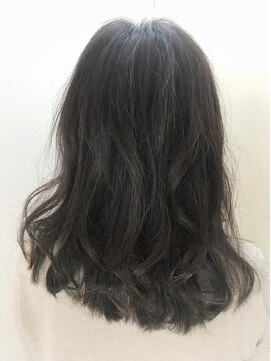 ディー(dee) dee ラフ巻きグレージュ