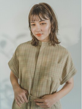 アチーブ ヘア デザイン(achieve hair design) ウェットスタイル オン眉無造作外ハネミディ シースルーバング