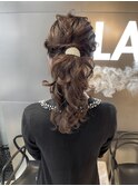 ポニーテールヘアセット