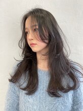 シェス 梅田茶屋町(shes) 10代20代30代くびれ顔まわりレイヤー