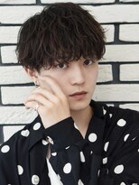 オーシャントーキョーオーバー 渋谷(OCEAN TOKYO OVER)&nbsp;波巻き束感ショートツーブロックマッシュアップバングコンマヘア