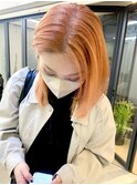 ペールオレンジ×ショートボブ