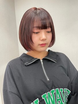 オグジュアリー 表参道(aux.) ラベンダーブラウン×イヤリングベビーピンク