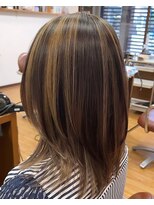 ラプチャー(RAPTURE) 30代40代50代60代ハイライトカラーくびレイヤーカット