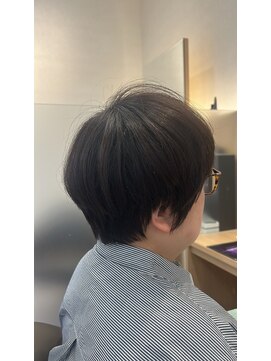 ウイバイファースト(u'i by first) ふんわりとした丸いシルエットなレイヤースタイル