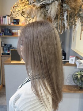 レオン(Re:ON) ミルクティーベージュ！